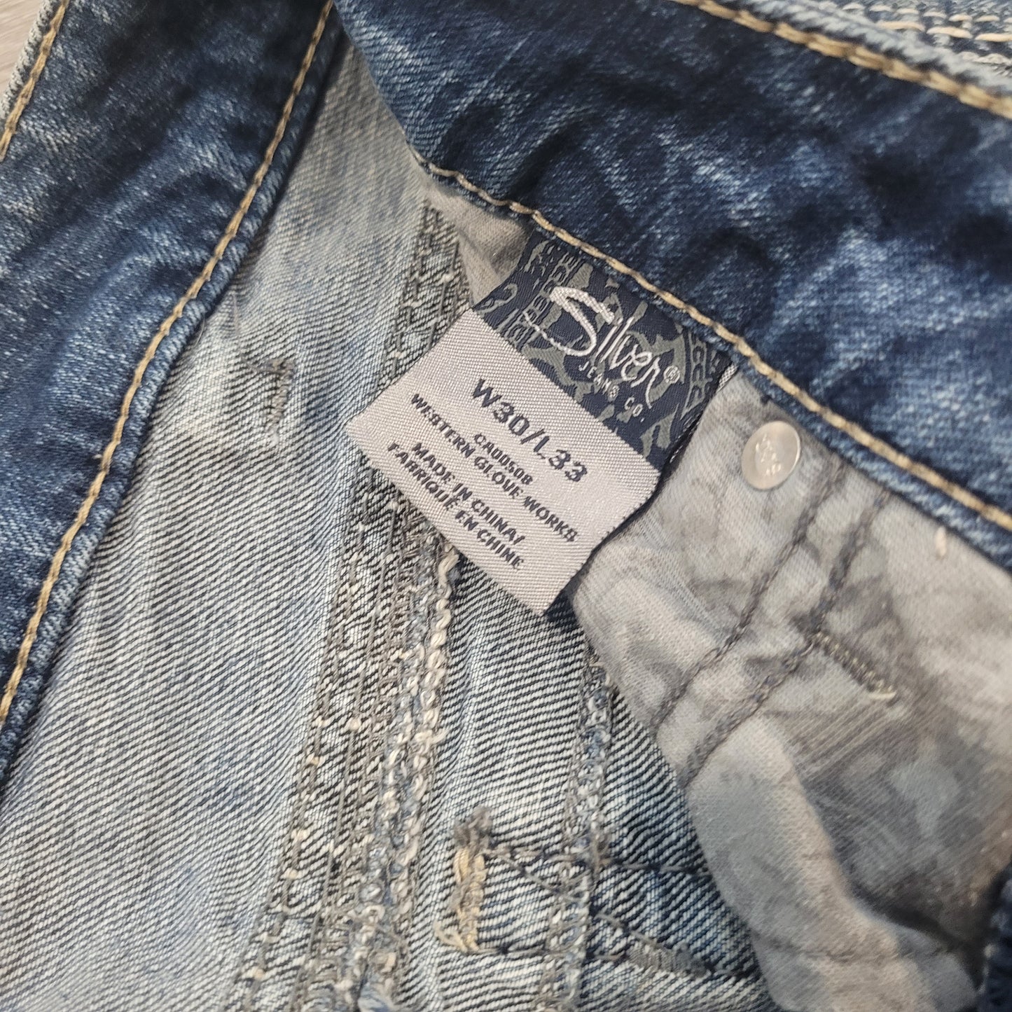 Silver Aiko Jeans NWOT 30/33